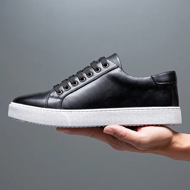 Men’s Lace Up Low Top Casual Sneakers