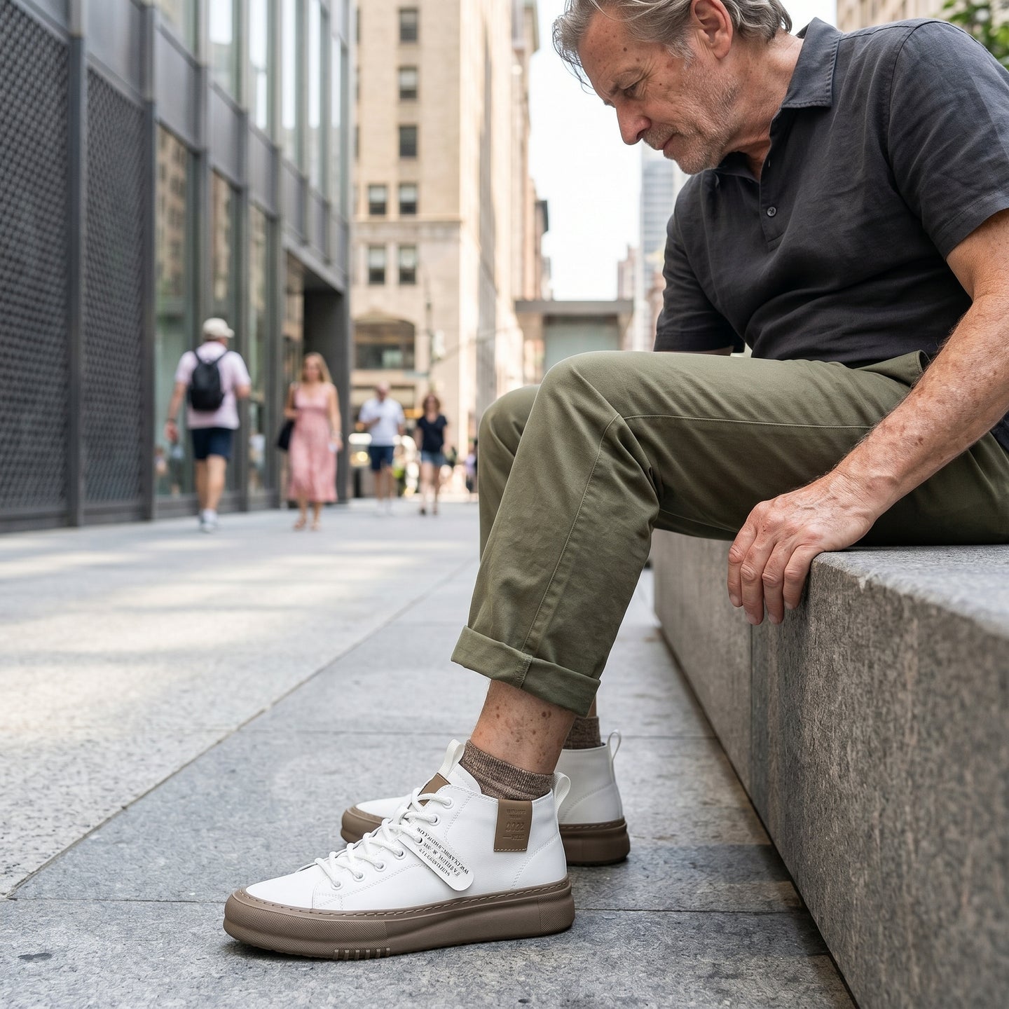 Men’s Mid-Top Sleek Platform Sole Sneakers