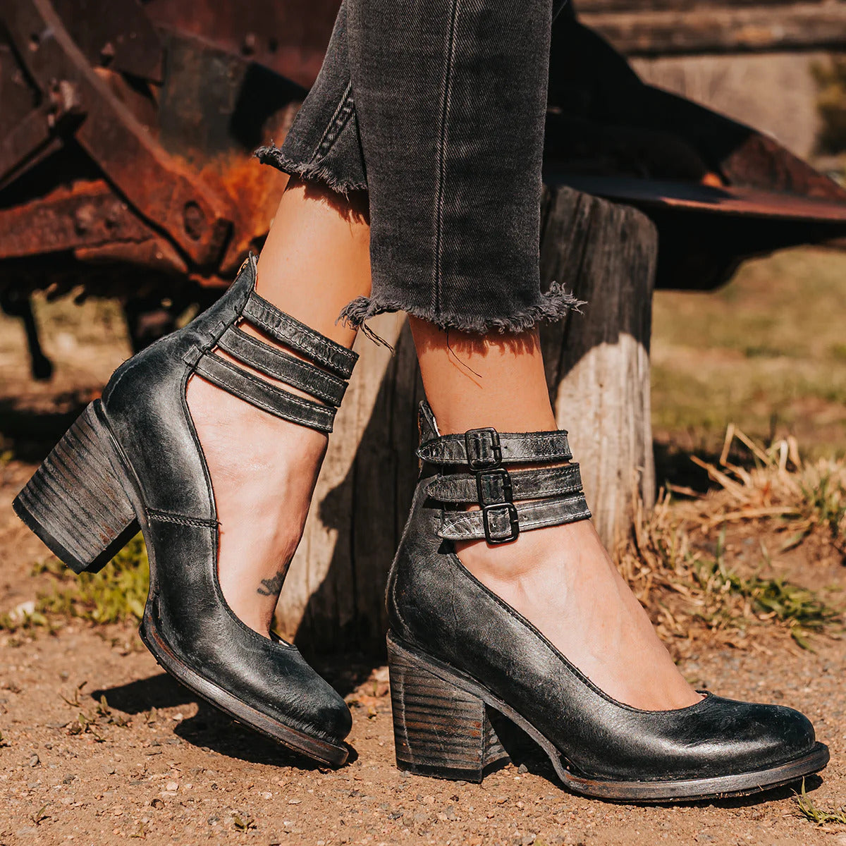 Ruby | Vintage Pumps
