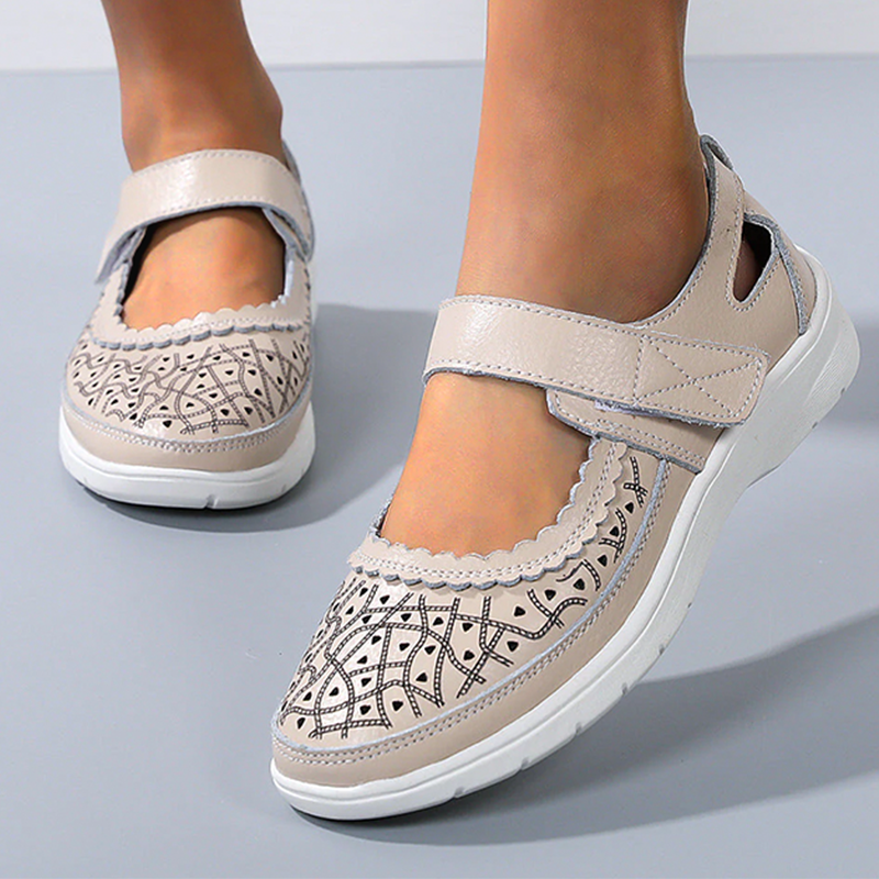Jean | Cutout Comfort Soft Sole Shoes