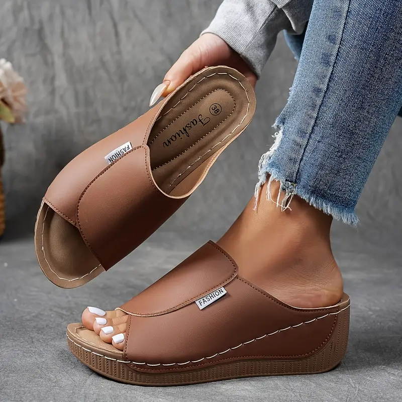 Jade | Comfortable Slides With Arch Support