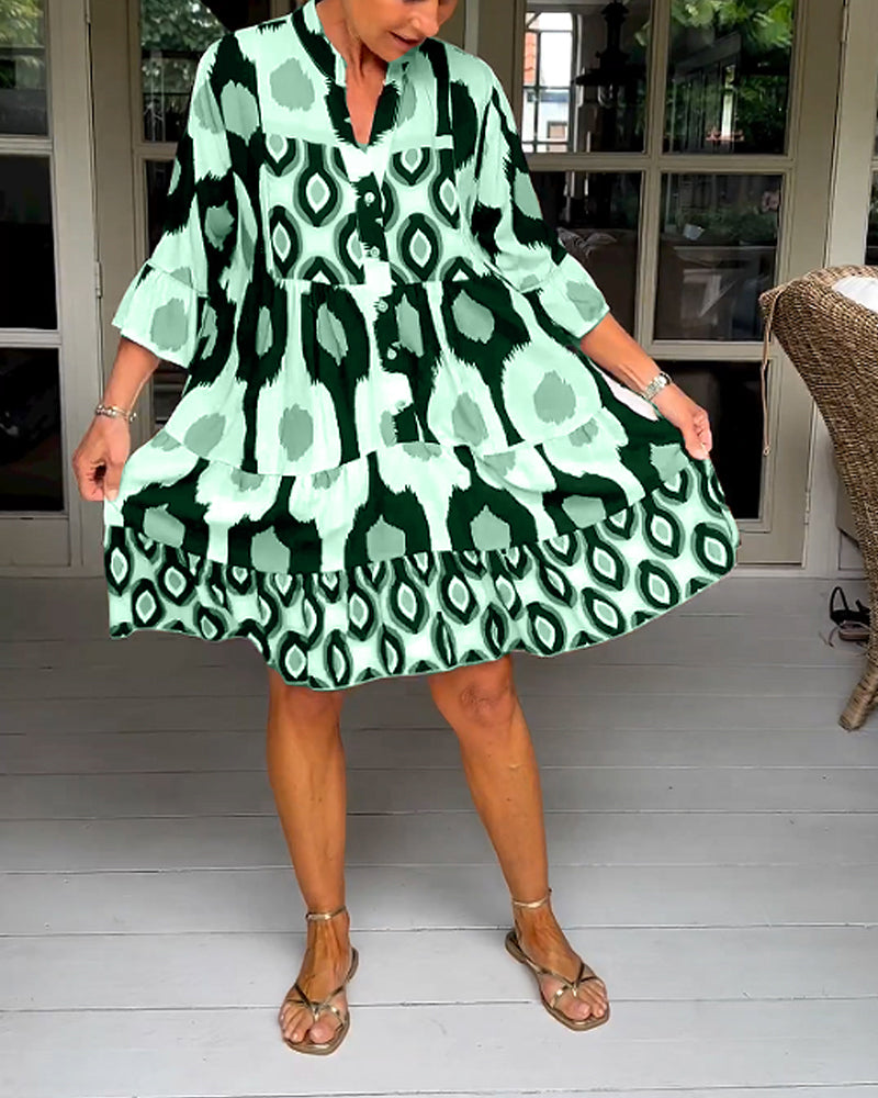 Sage | Chic Printed 3/4 Sleeve Dress