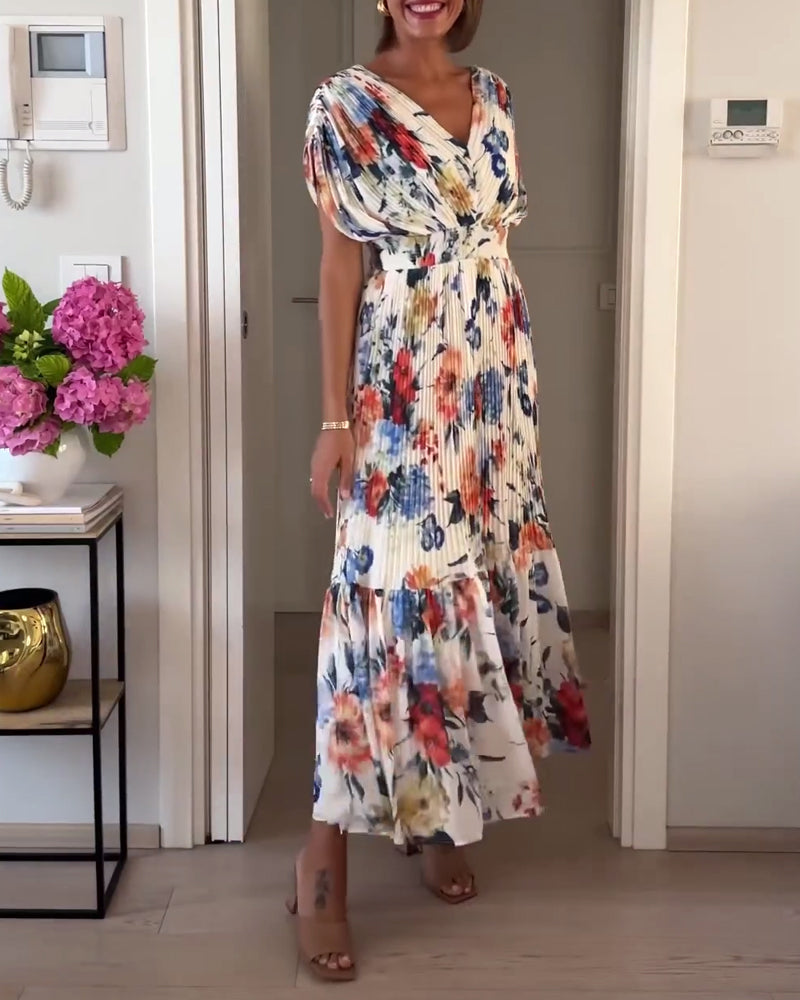 Freya | Elegant V-Neck Pleated Long Bohemian Dress