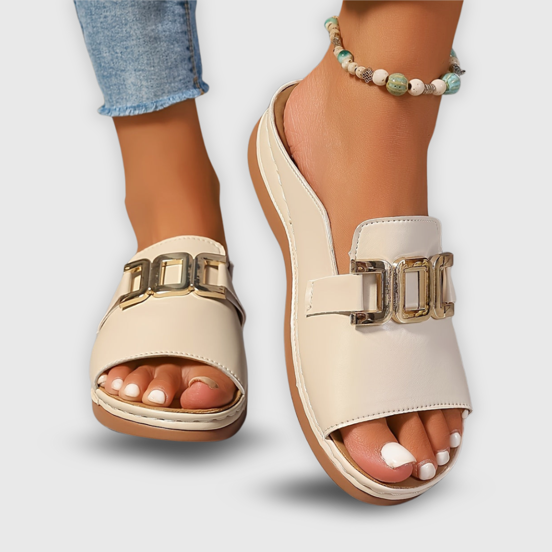 Anne | Strappy Sandals With Buckle