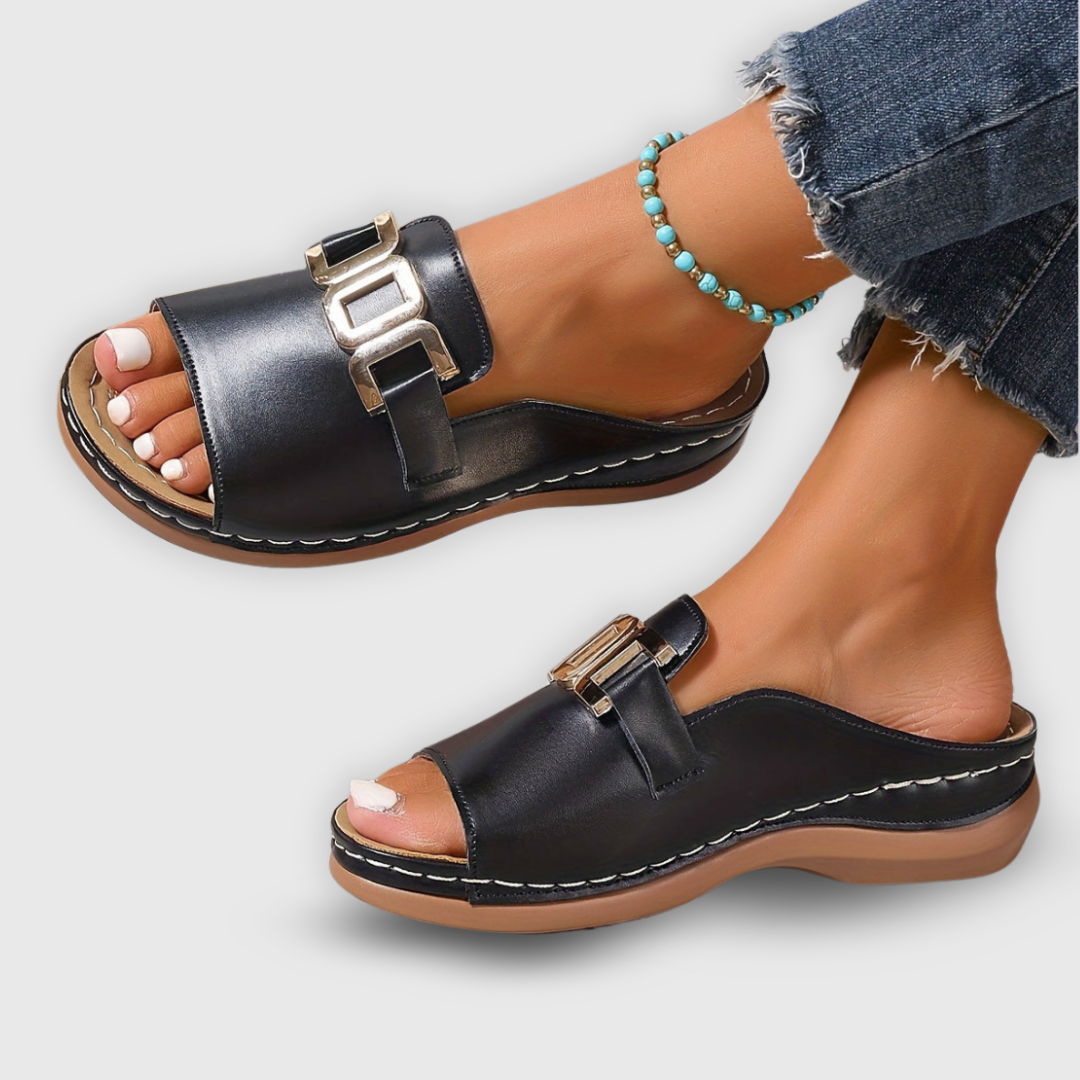 Anne | Strappy Sandals With Buckle