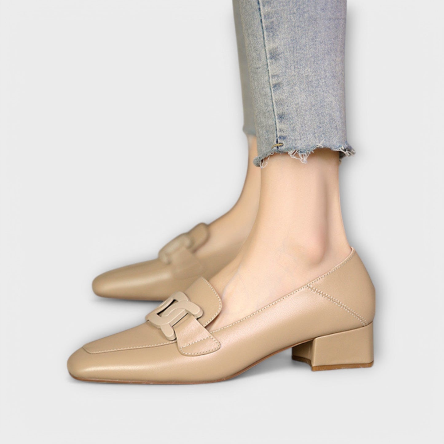 Monika | Moccasin
