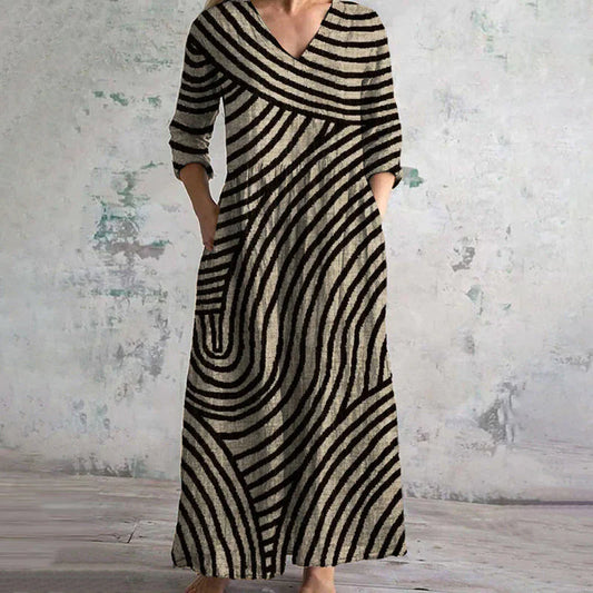Anette | Striped Midi Dress With Vintage Flair