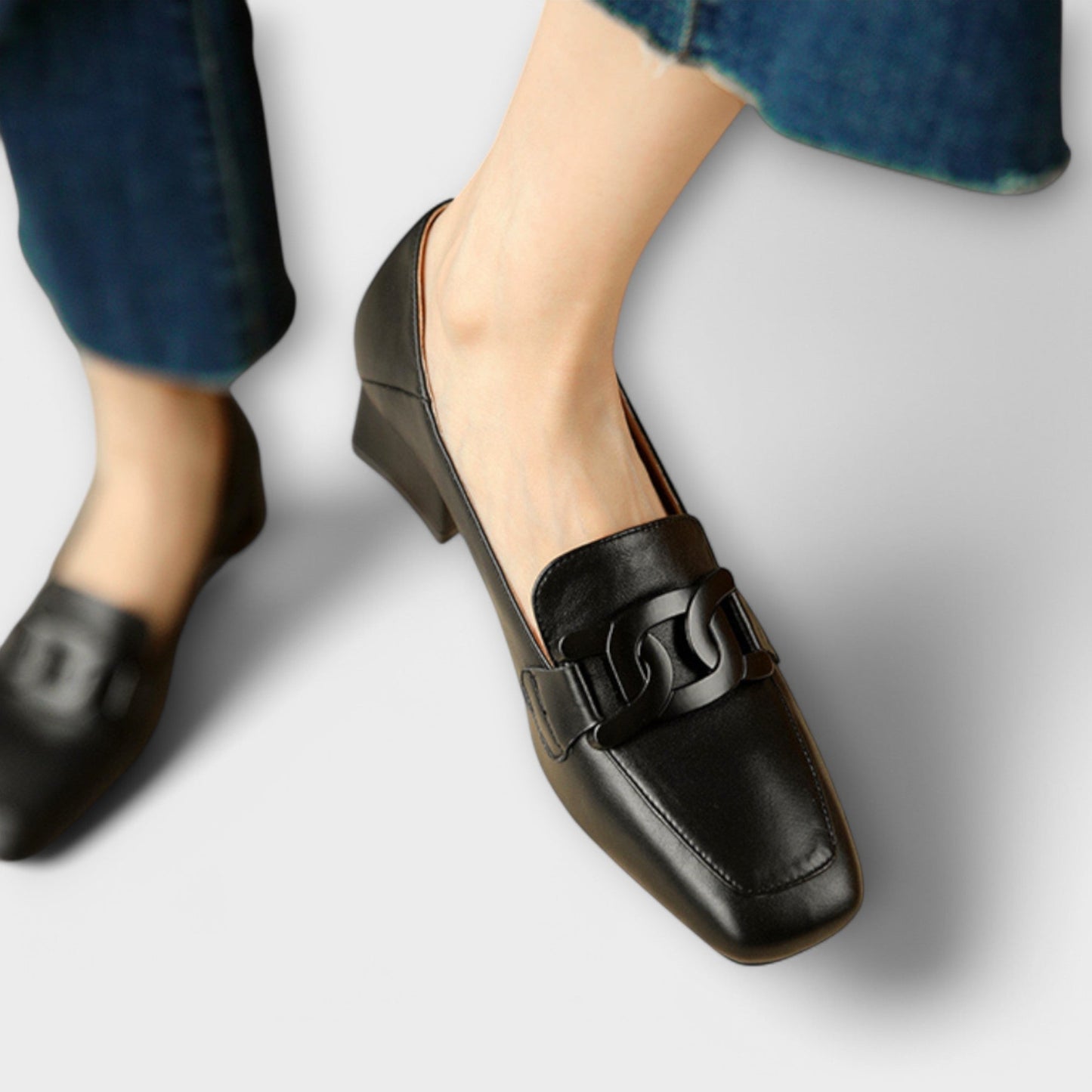 Monika | Moccasin