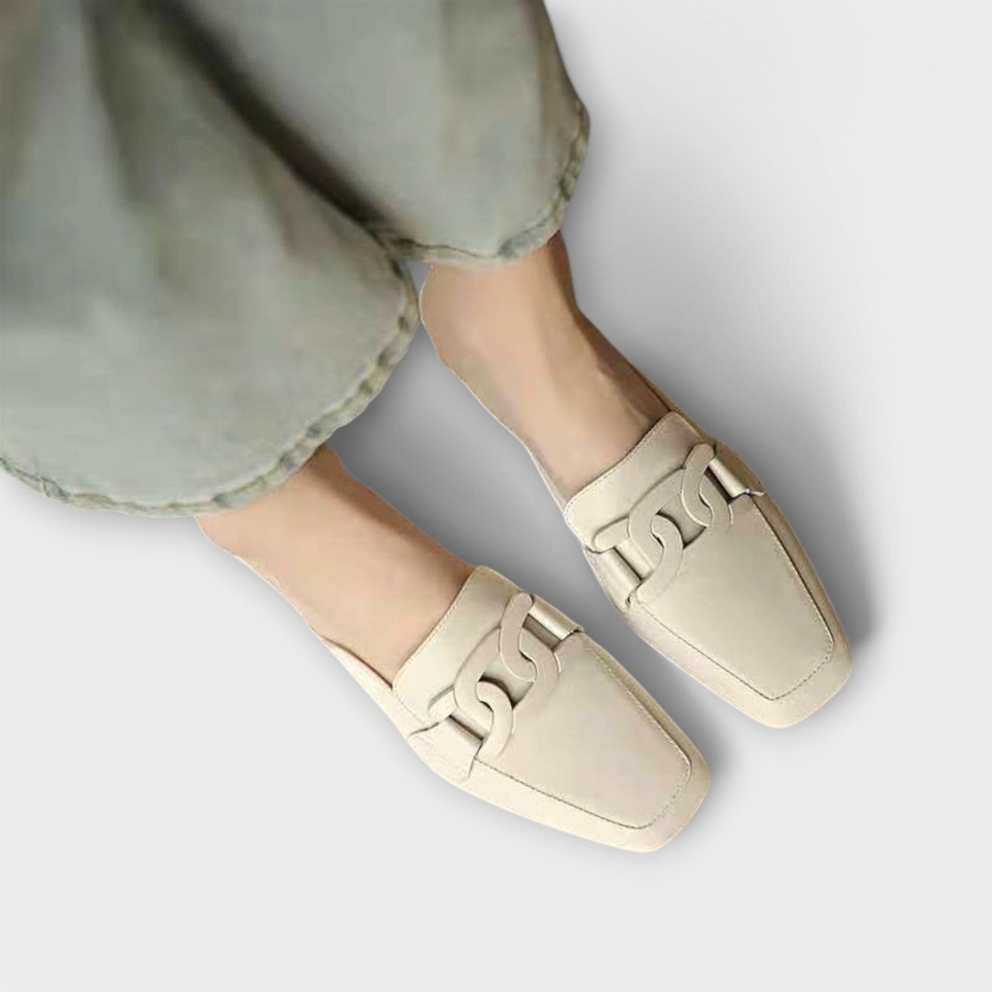 Monika | Moccasin