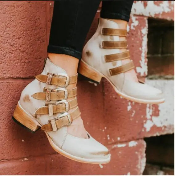 Zara | Vintage Heels With Buckle