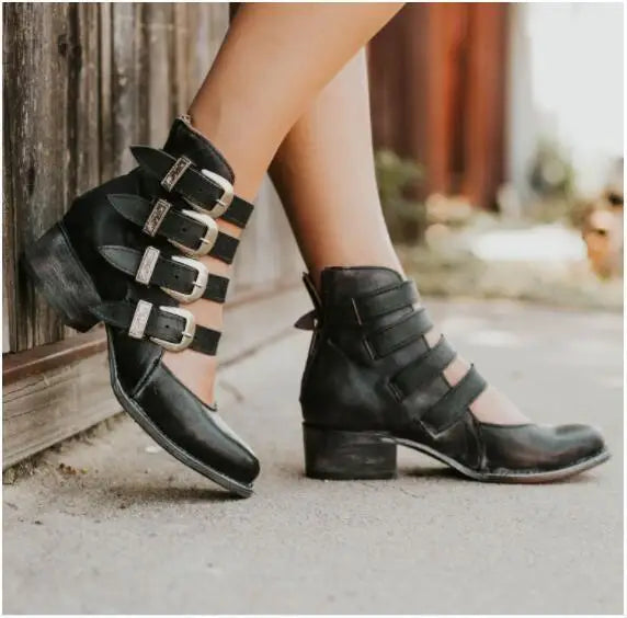 Zara | Vintage Heels With Buckle