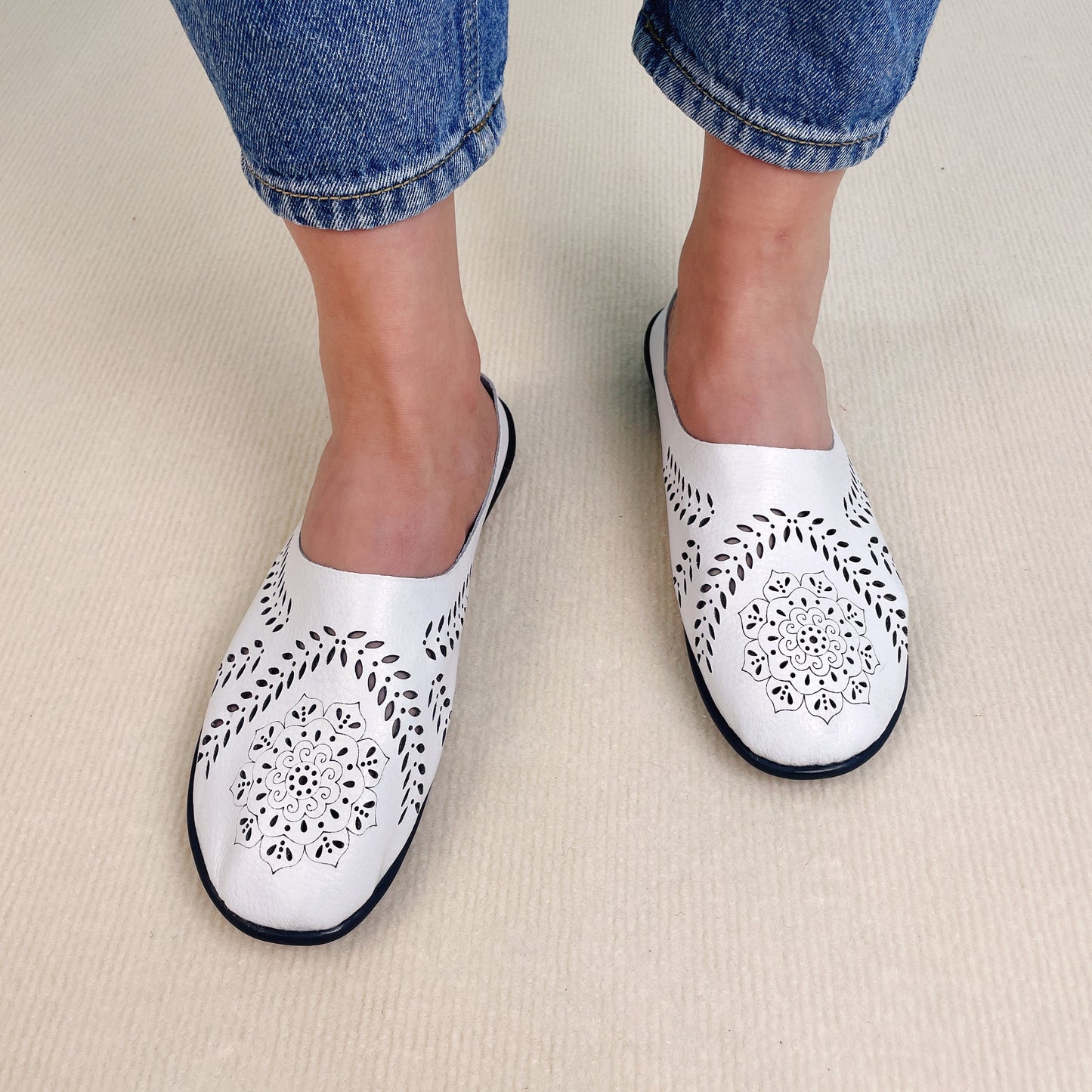 Una | Breathable Non-Slip Flat Slippers