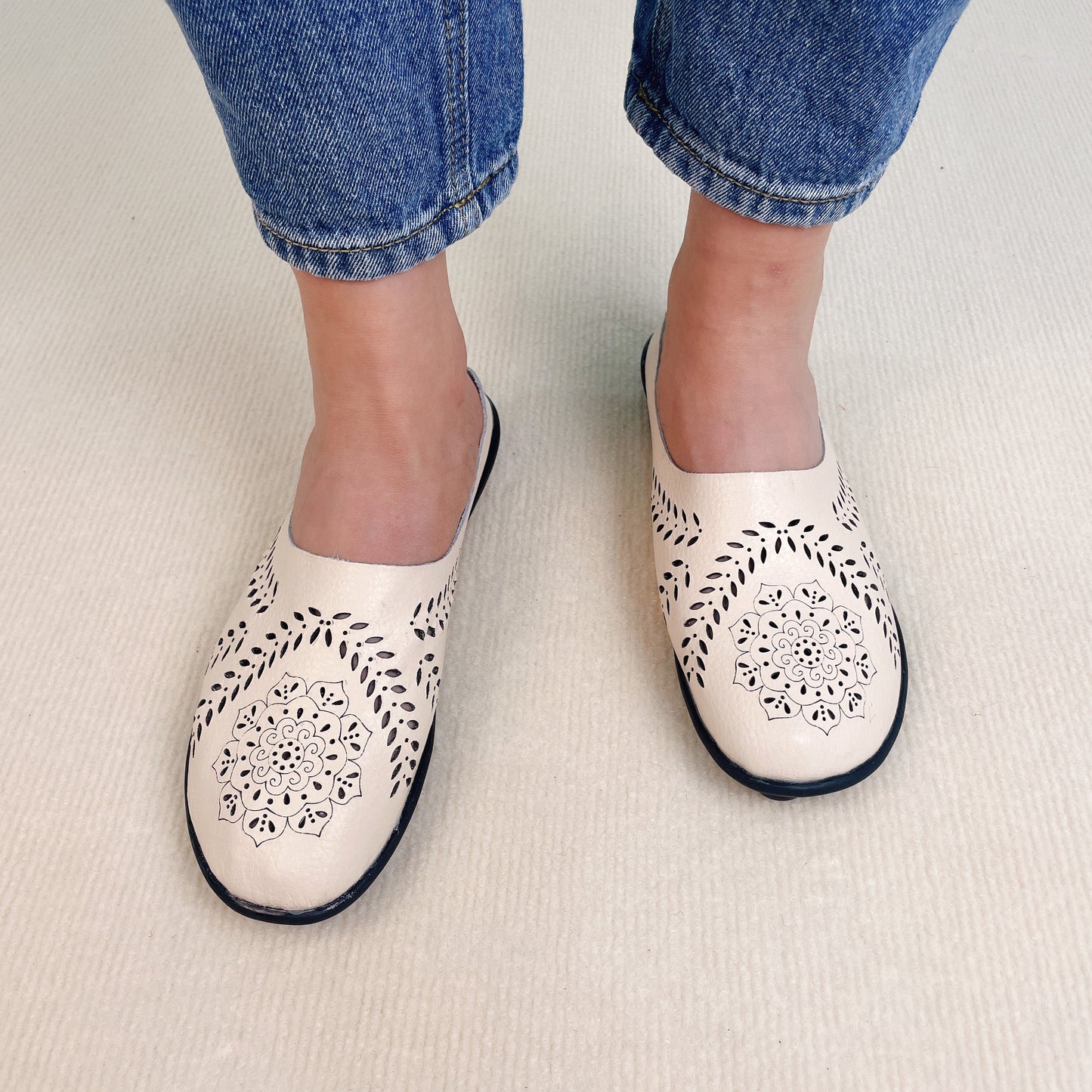 Una | Breathable Non-Slip Flat Slippers