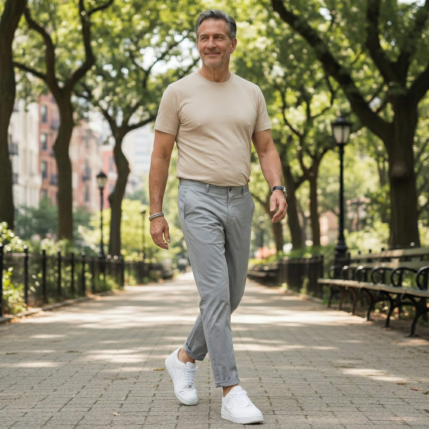 Men’s Relaxed Fit Straight Leg Casual Chino Pants