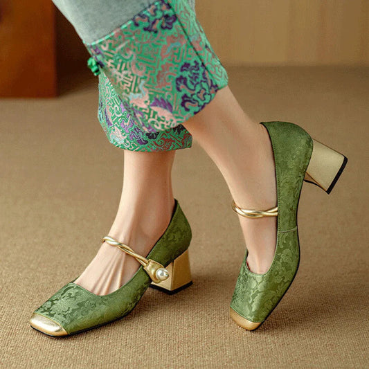 Hilly | Square Toe Heels