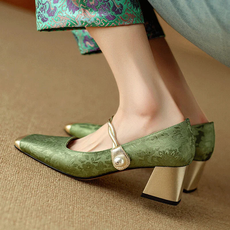Hilly | Square Toe Heels