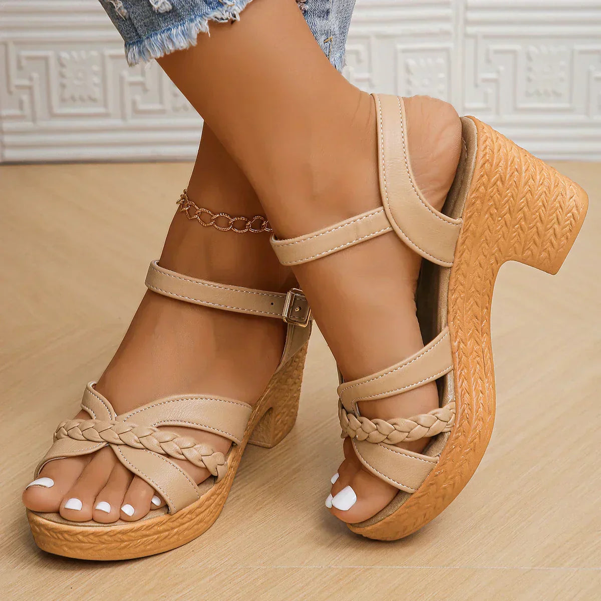 Volmena | Adjustable Women's Sandals