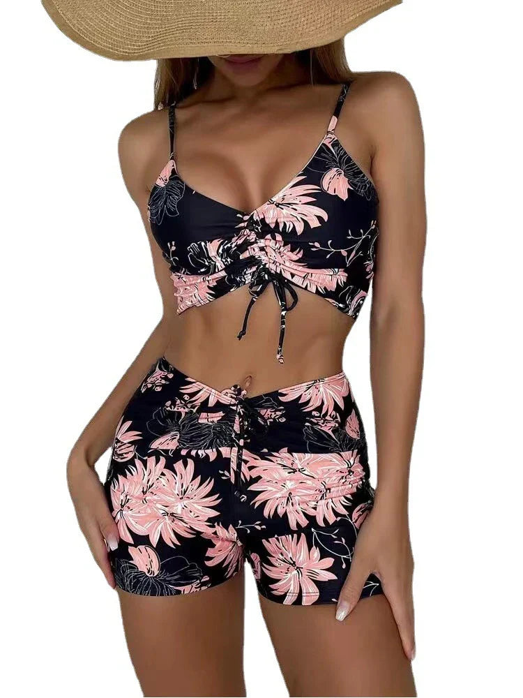 Petra | Feminine Bikini With Floral Print