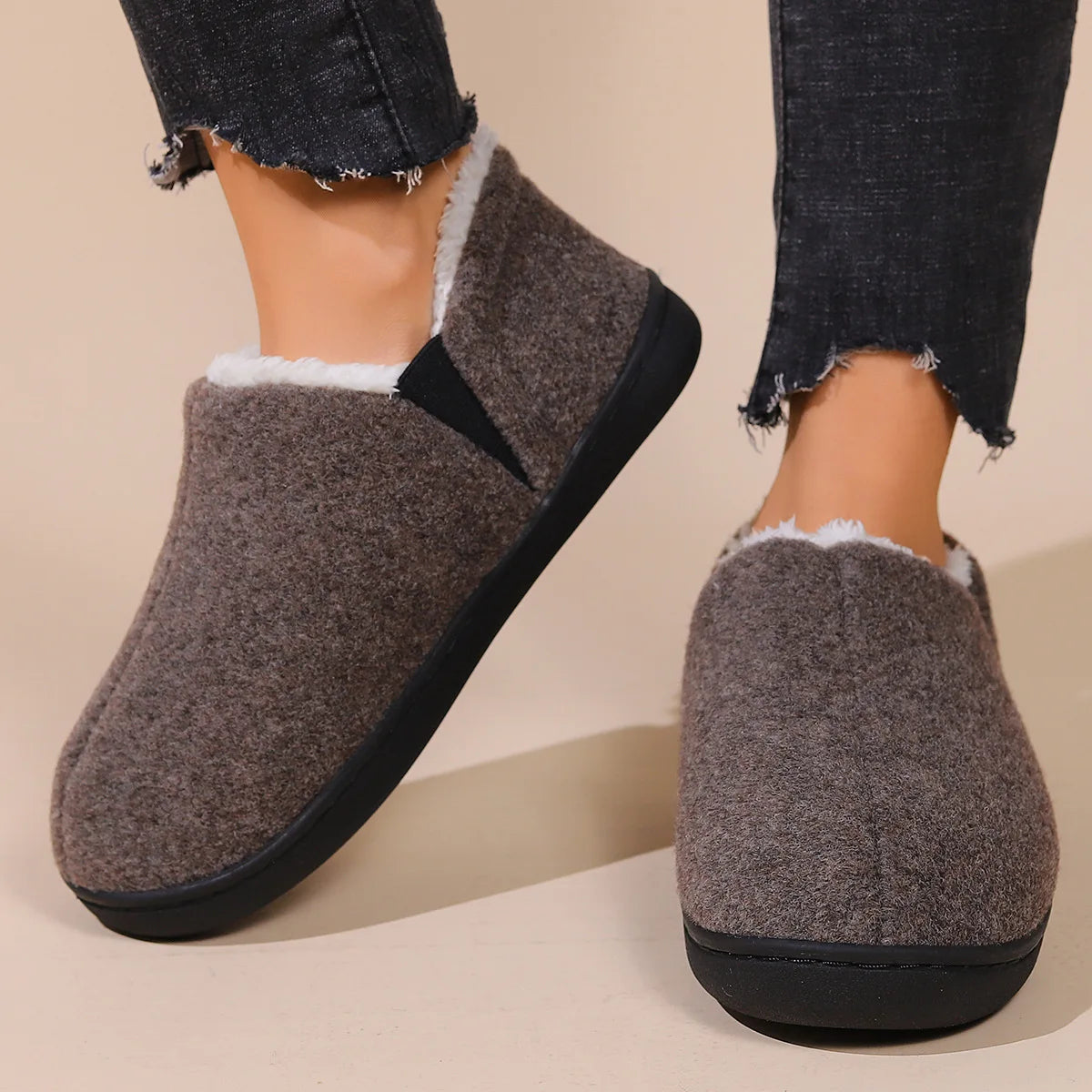 Brandon | Lightweight All-Season Men’s Slippers