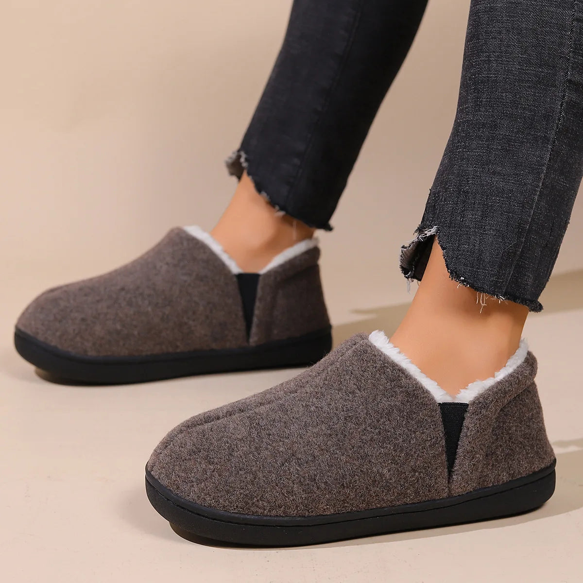 Brandon | Lightweight All-Season Men’s Slippers