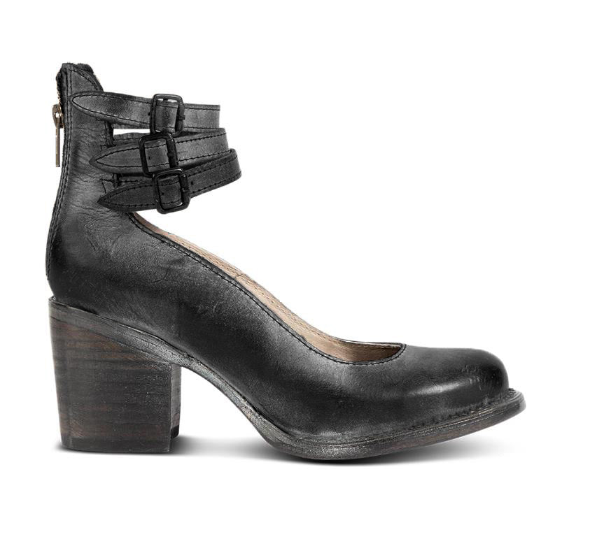 Ruby | Vintage Pumps