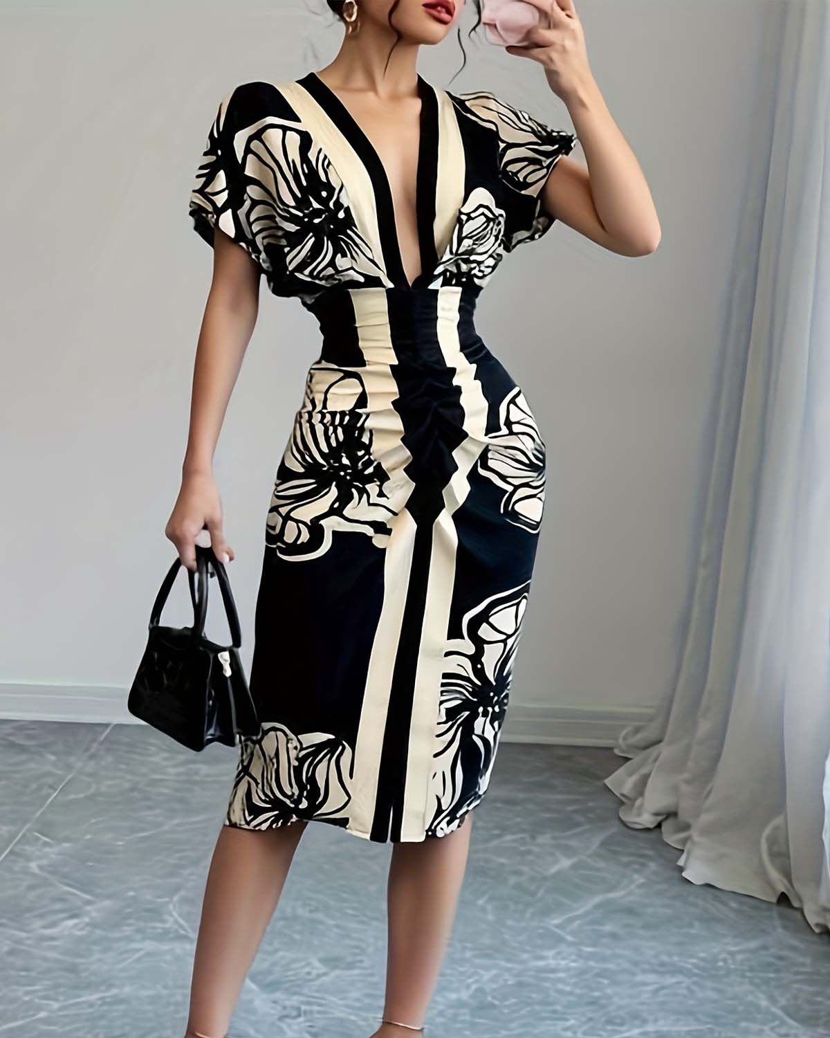 Hodiah | Chic Pleated Dress