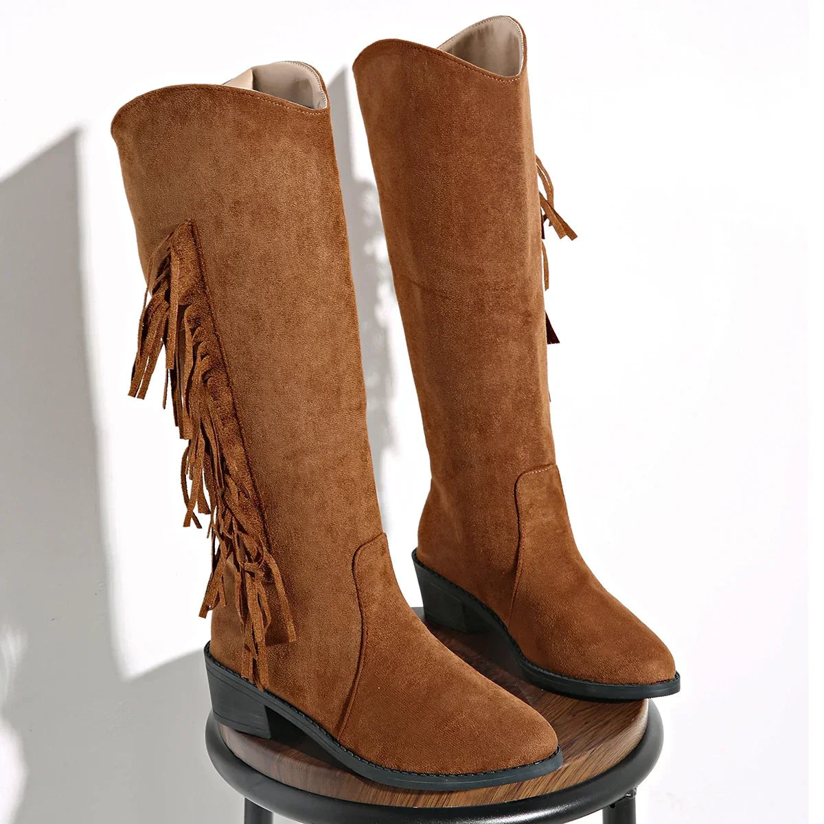 Elkie | Modern Boots