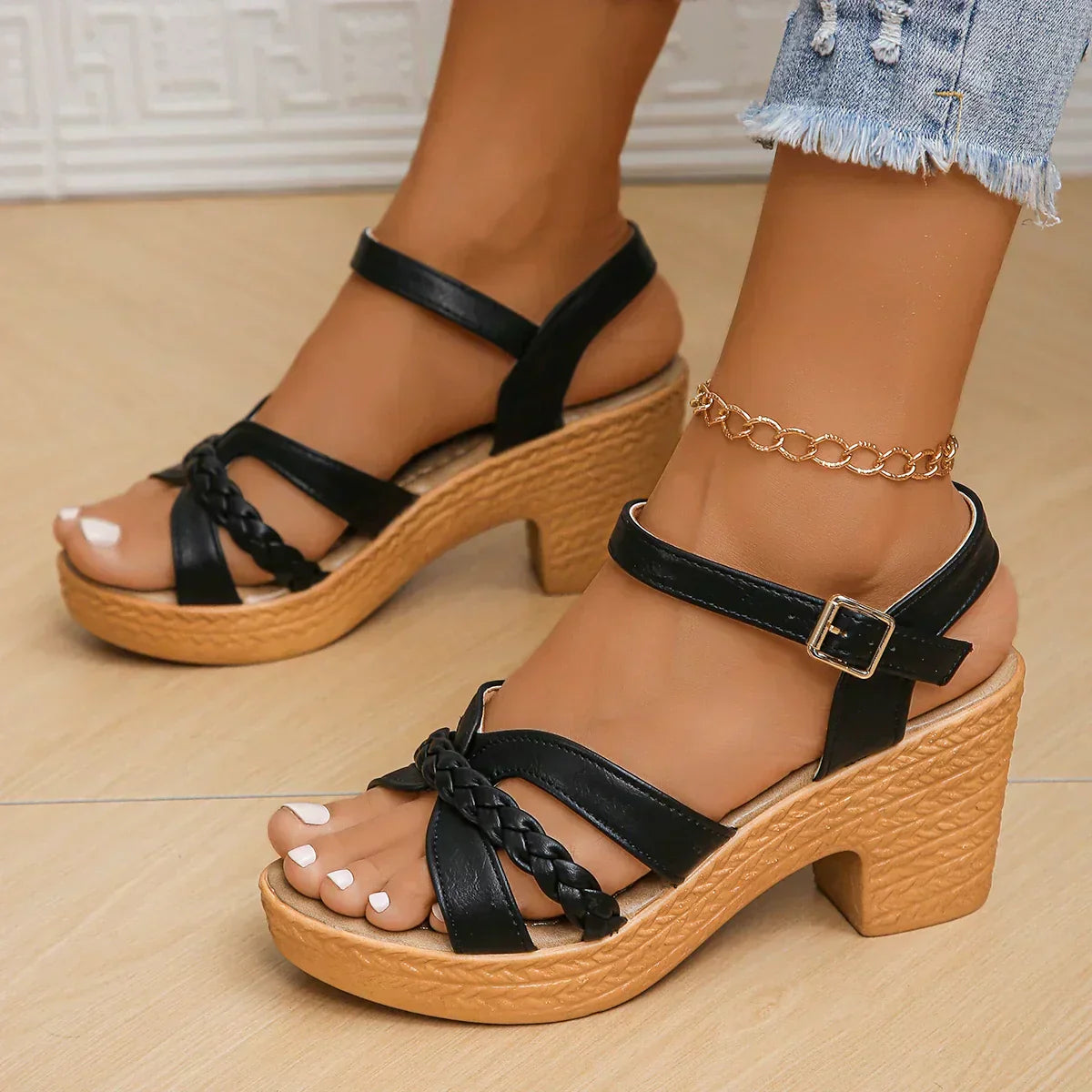 Volmena | Adjustable Women's Sandals