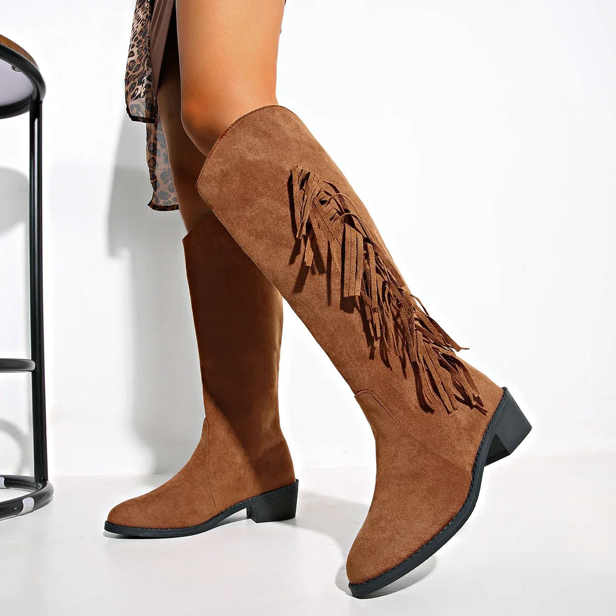 Elkie | Modern Boots