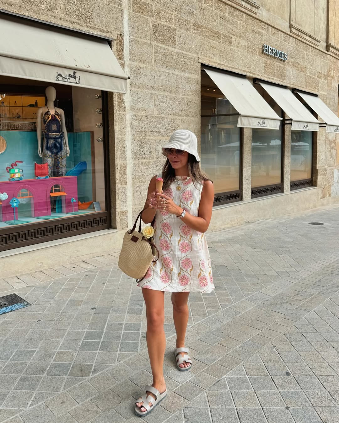 Nita | Sleeveless Short Dress