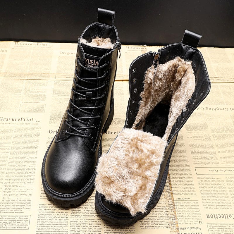 Evie | Black Boots