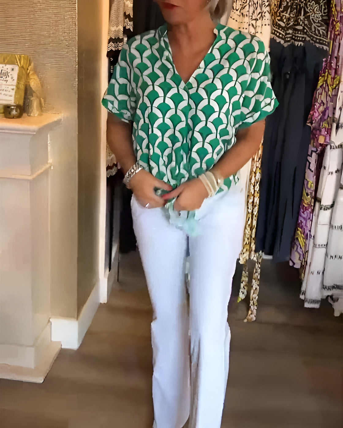 Linda | Elegant Patterned Blouse