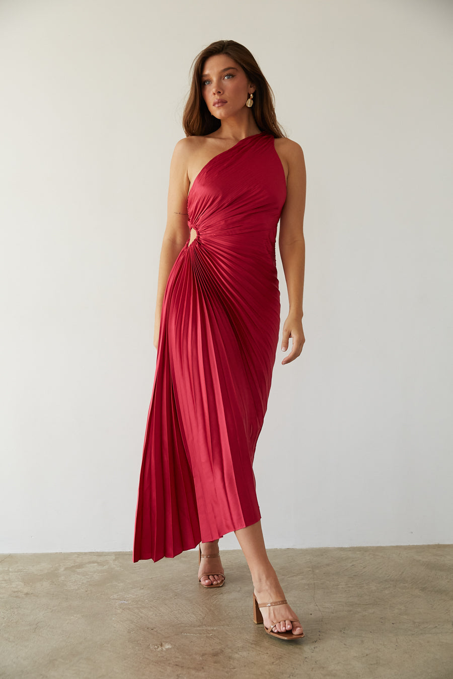 Sylviana | One Shoulder Pleated Midi Dress